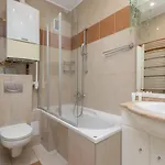 Spacious Retro In The Center Of Cracow By Renters Daire Krakow